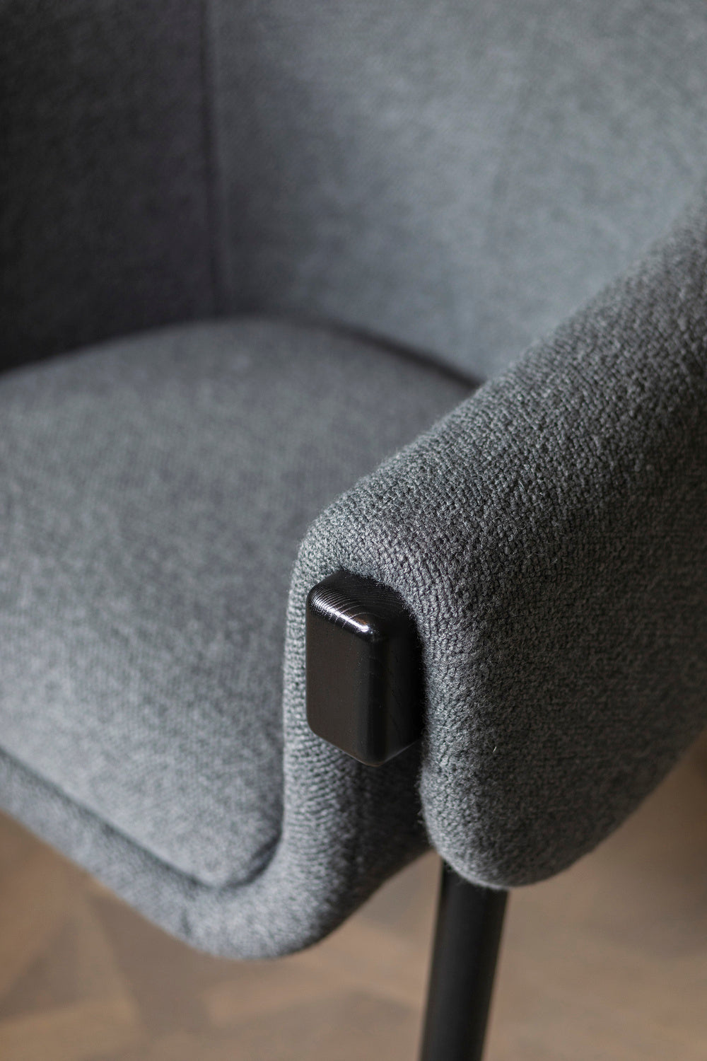Monica Chair