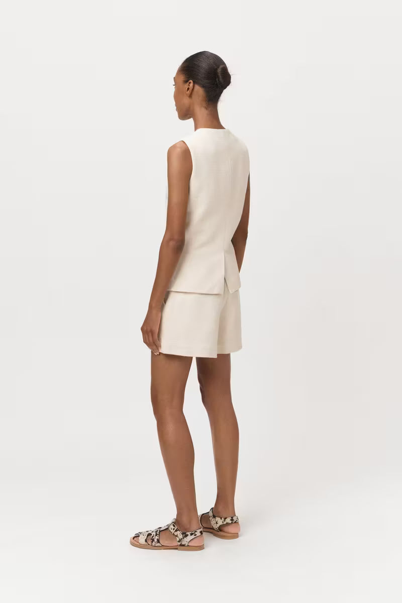Kendra Vest