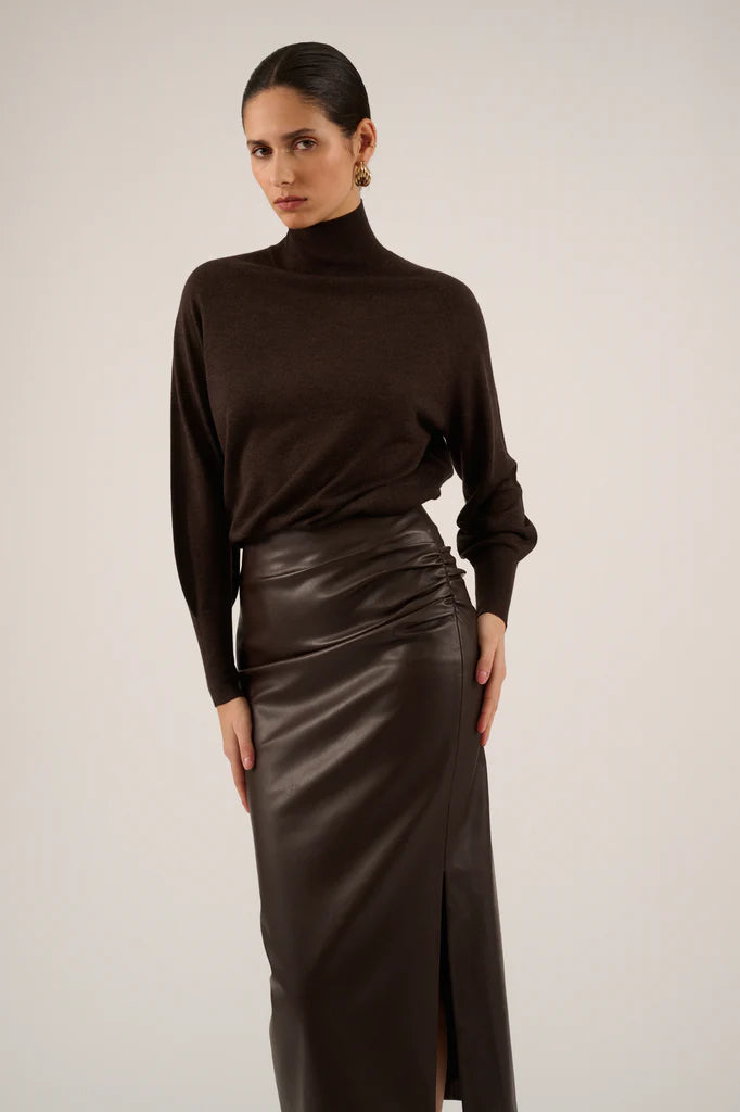 Cecile Top Chocolate